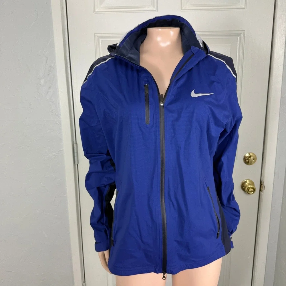 Nike Hyper shield Running Zip Jacket L Lightweight Hooded 746679 Rain Coat P16